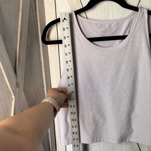 Light purple athletic crop Tank Top - Picture 4 of 7
